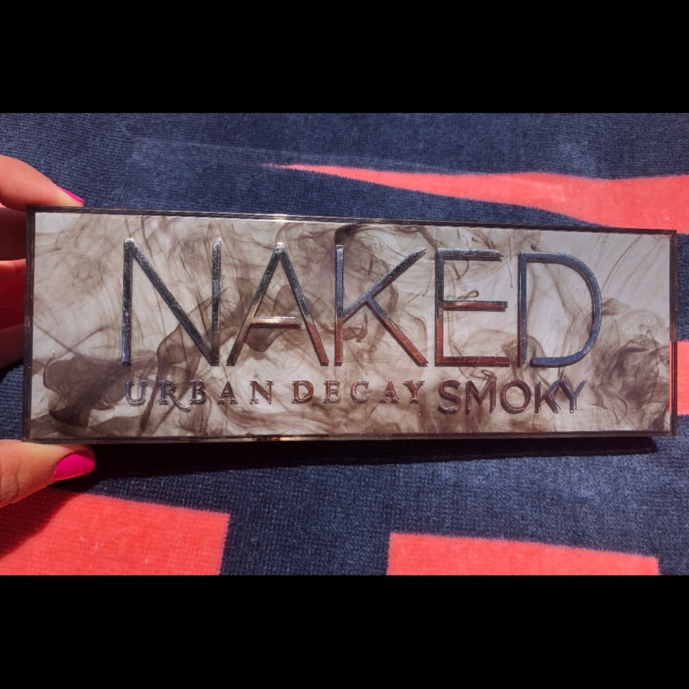 Naked (Smokey) Eyeshadow Palette